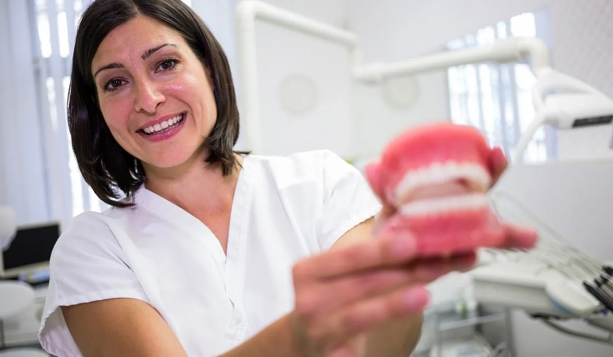 Implant Dentures vs. Traditional Dentures